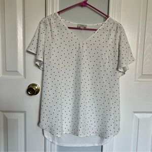 LOFT flutter sleeved top. NWOT Size Medium